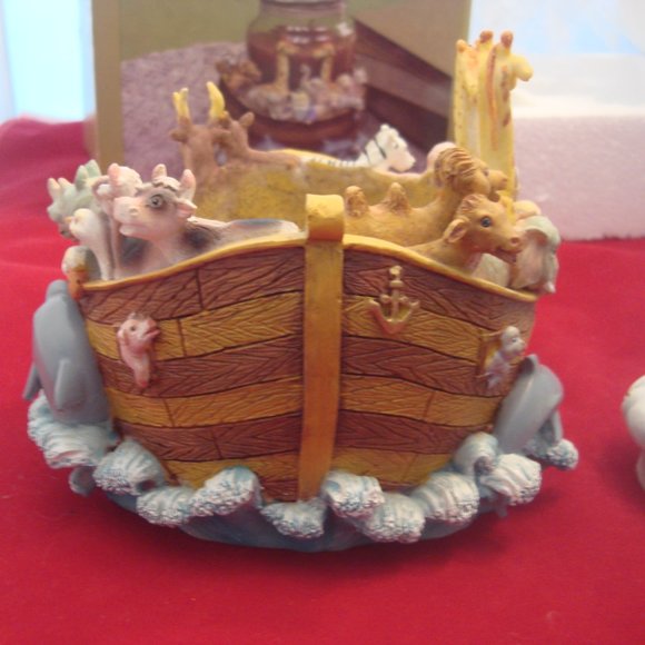 NOAH'S ARK VINTAGE Cedar Creek Resin Jar Candle Holder with Lid New in Box - Picture 4 of 10